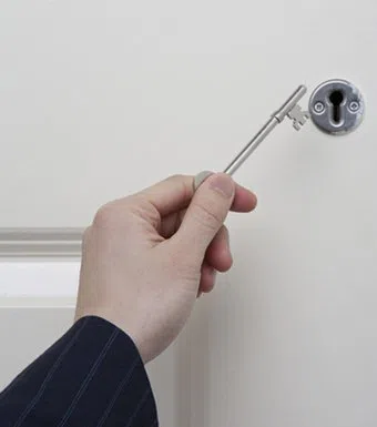 Father Son Locksmith Store Yellow Springs, OH 937-392-2007 - key-making